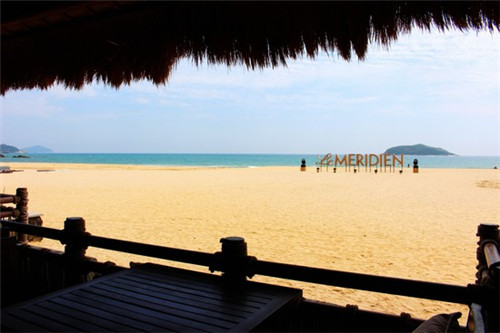 牛小嗨新式融合快餐