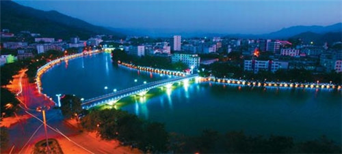 济南楼盘命名为岛（济南楼盘规划图）